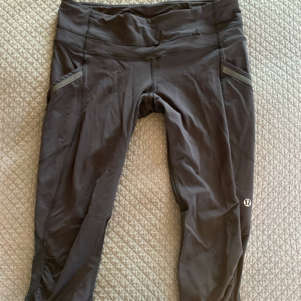 Lululemon leggings size 8